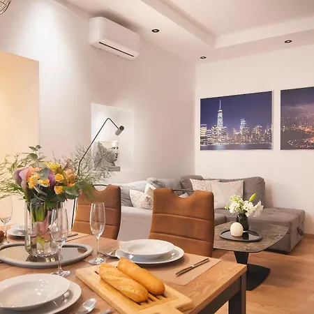 Appartamento Arta Center - With Private Parking *