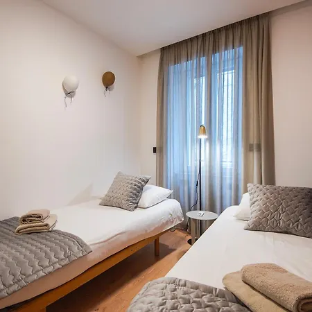 Arta Center - With Private Parking Apartman Póla