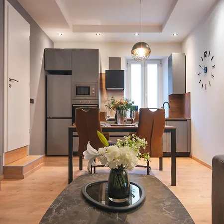 Appartamento Arta Center - With Private Parking *